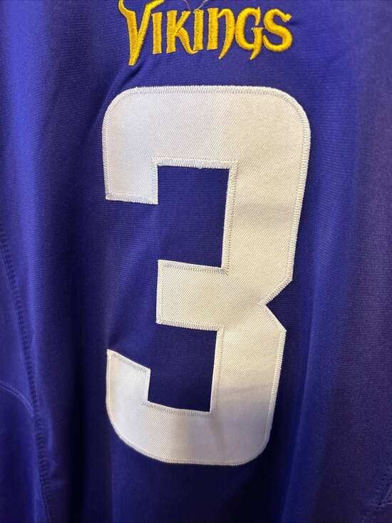 Nike - Picture 7 of 12